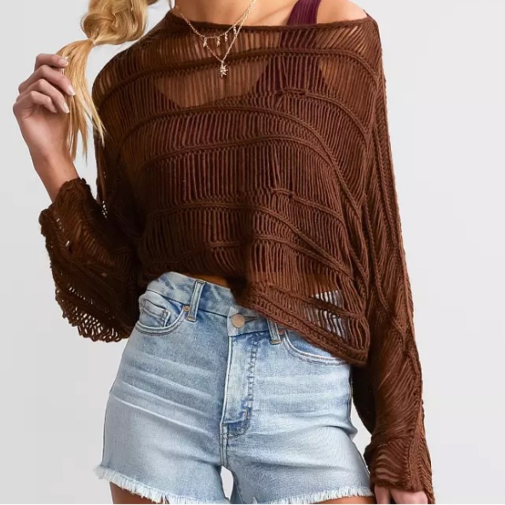 Wavy Stitch Cropped Sweater